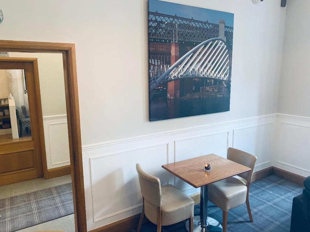 The Westlynne Hotel & Apartments Manchester Dış mekan fotoğraf